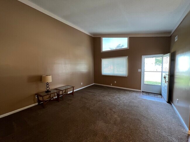 Building Photo - 6306 Timberline St