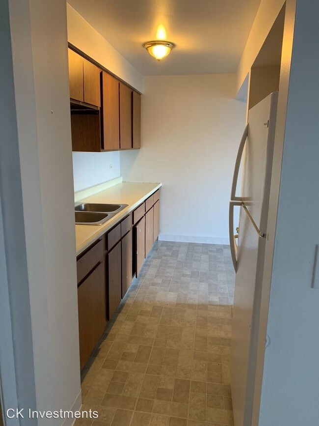 Foto del edificio - 817-827 Grand Ave