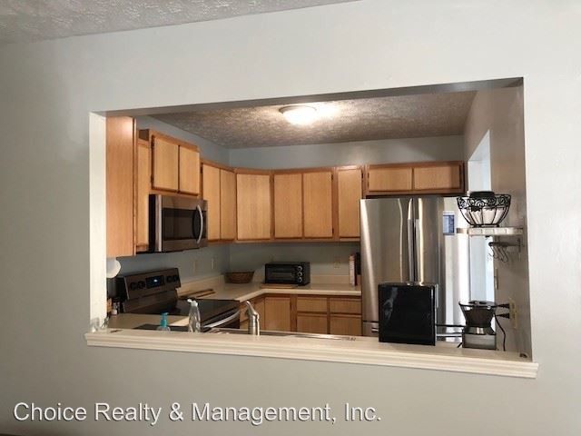 Building Photo - 163-165 Willow Ct