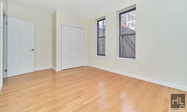 Building Photo - MOTT STREET