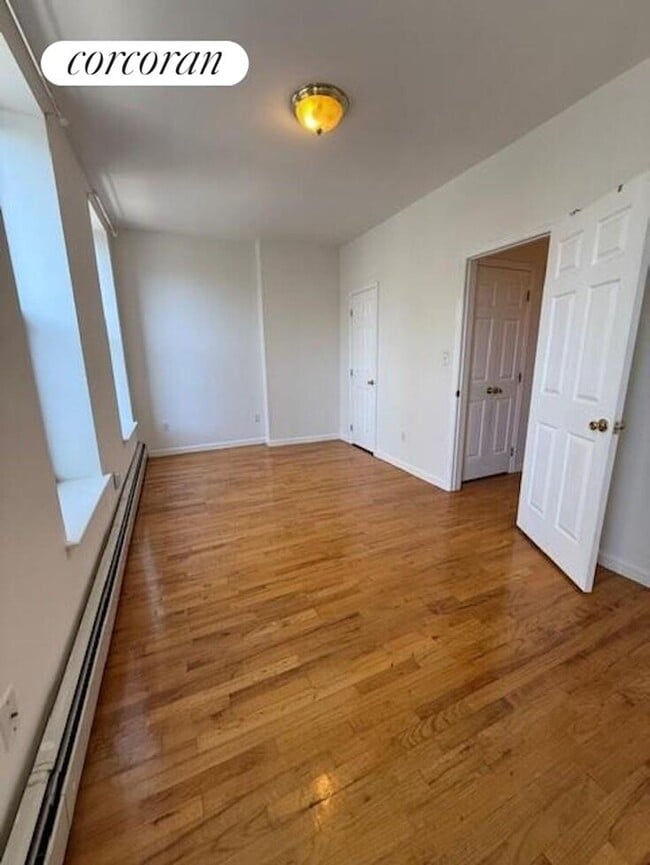 Building Photo - 623 Baltic St