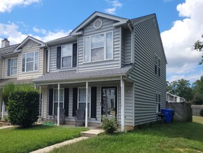 Building Photo - 12576 Mirkwood Ln Building Photo - 12576 Mirkwood Ln