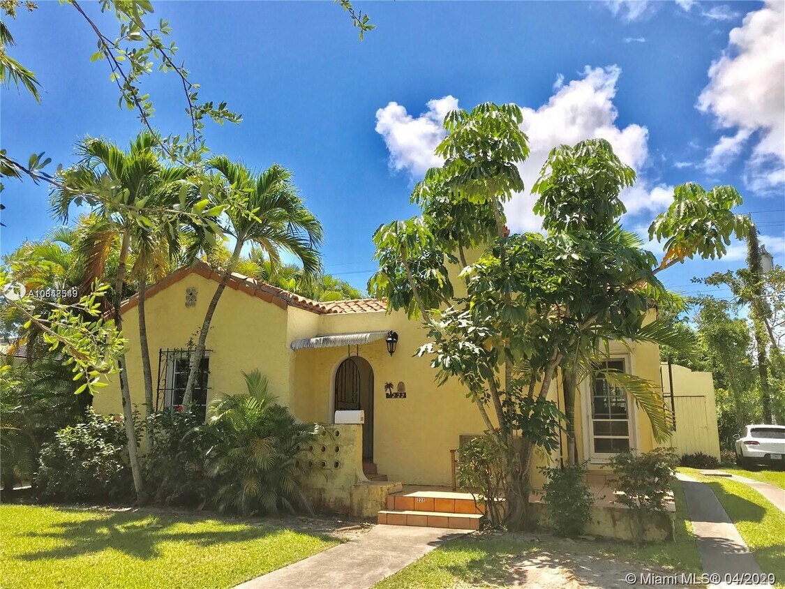 Foto principal - 222 Romano Ave