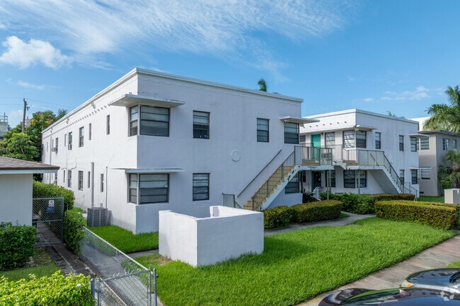 Building Photo - Cielo Miami Beach Apartments