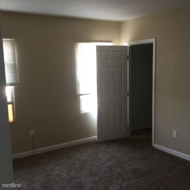 Building Photo - 2 br, 2 bath House - 316 S Veach Ave