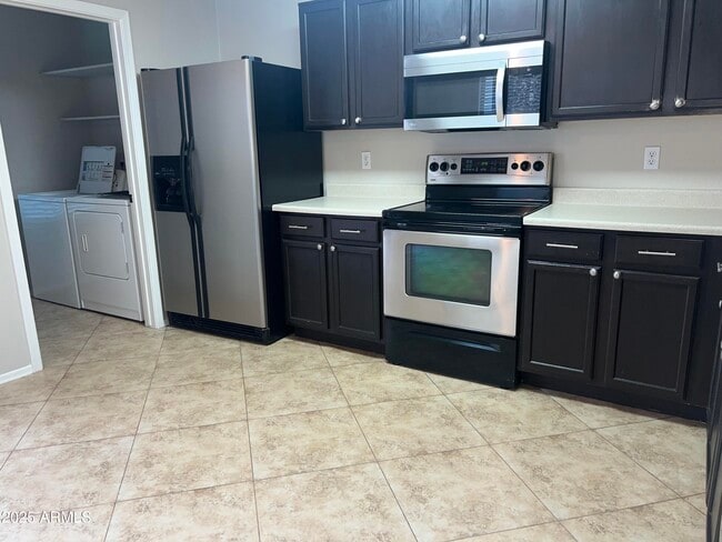 Foto del edificio - 3938 S Nebraska St