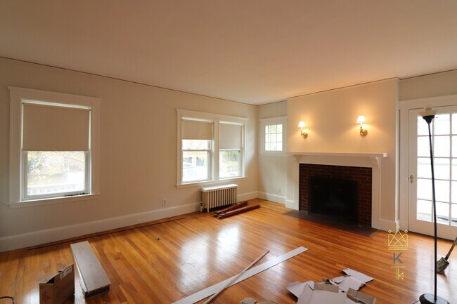 Building Photo - 543 Washington St