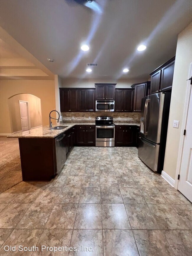 Building Photo - 3 br, 2 bath House - 3903 Tuscany Way
