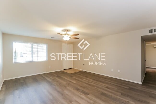 Building Photo - NOW OFFERING $2000 OFF FIRST FULL MONTH IF...