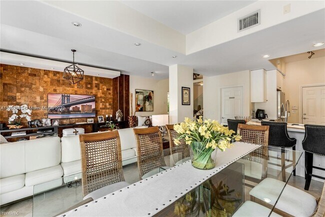 Foto del edificio - 3 br, 2 bath House - Aventura Lakes