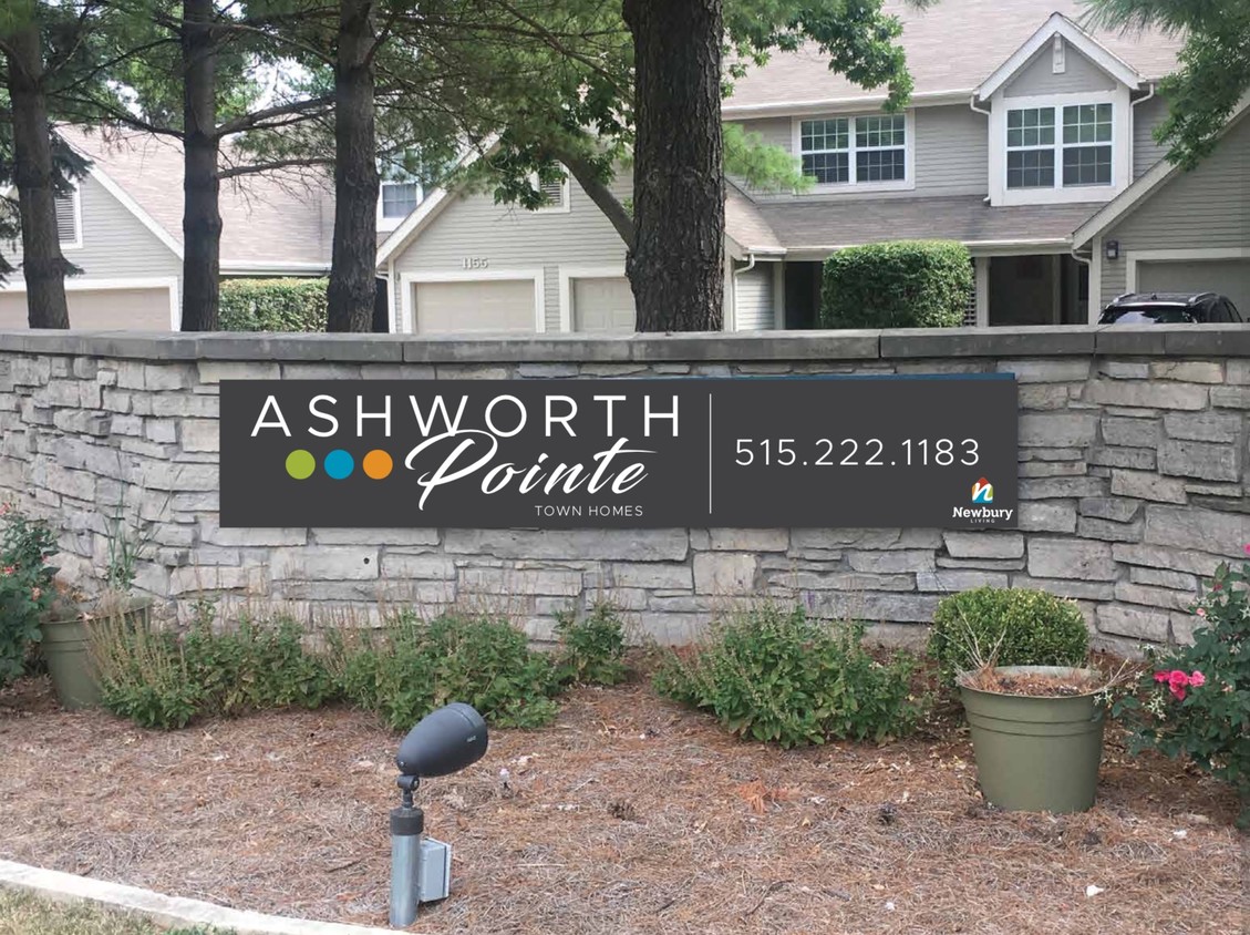 Foto principal - Ashworth Pointe Townhomes