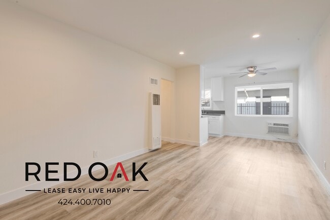 Foto del edificio - 14766 Delano St