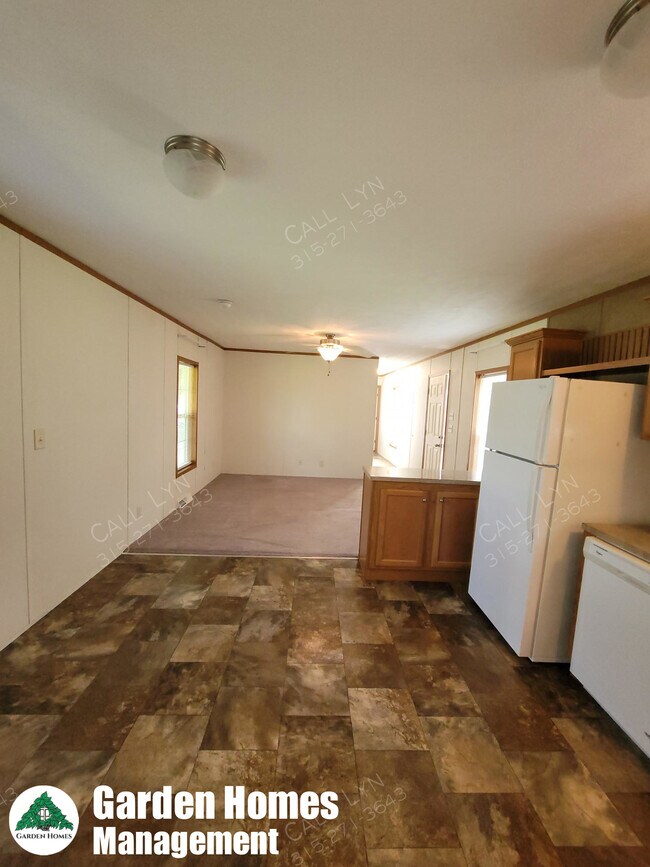 Building Photo - 50 Noble Ln