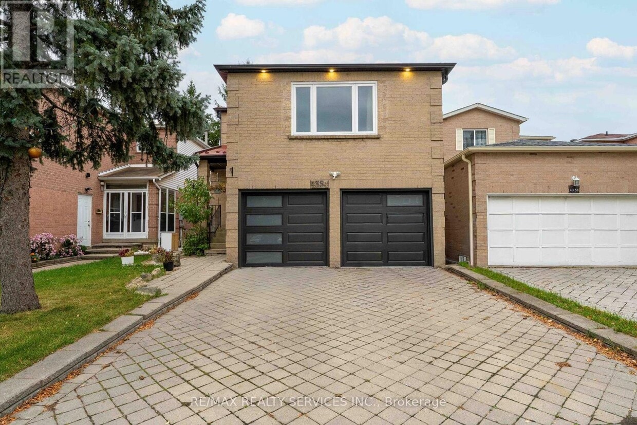 Primary Photo - 4354 Waterford Crescent