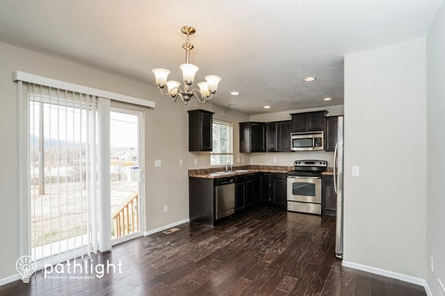 Building Photo - 2728 Sierra Springs Drive, Colorado Spring...