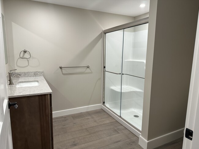 Building Photo - 103-105 Puckerbrush East Rd