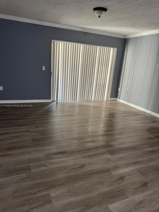Building Photo - 2451 Centergate Dr
