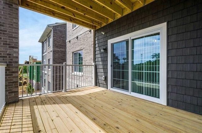 Building Photo - 2863 Spring Rose Circle