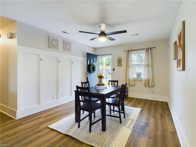 Foto del edificio - 3BD/2BA Ranch in Quiet Cul-de-sac Attached Garage!  Fully Fenced Large Backyard!