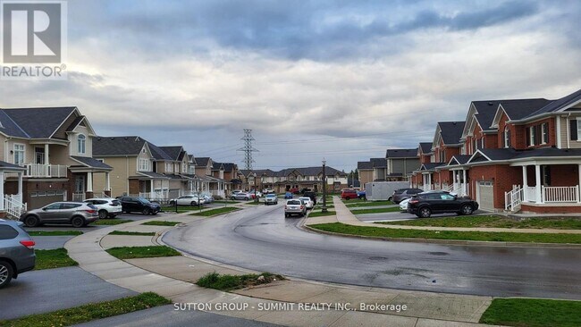 Building Photo - 95 Watermill St