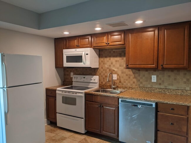 Foto del edificio - 3569 Kenbrooke Ct