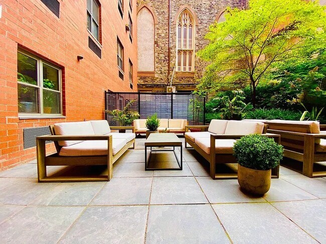 Foto del edificio - 10 Rutgers St