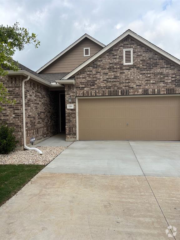 Building Photo - 220 Rocroi Dr