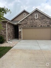 Building Photo - 220 Rocroi Dr