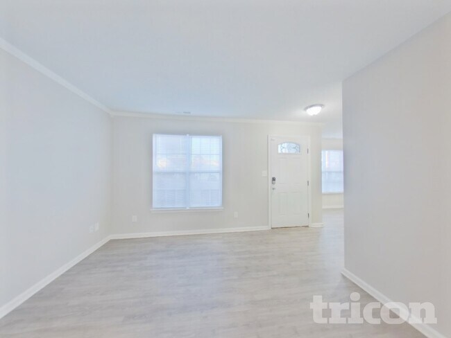 Foto del edificio - 5805 Carolina Manor Ct