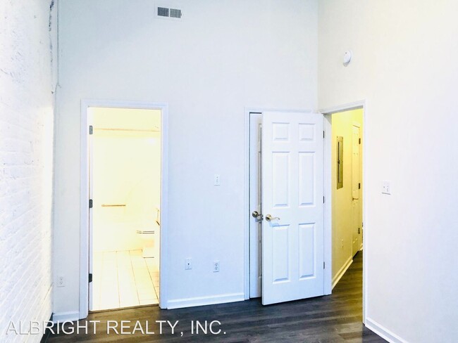 Foto del edificio - 2 br, 2 bath House - 142-01 GADSDEN ST.