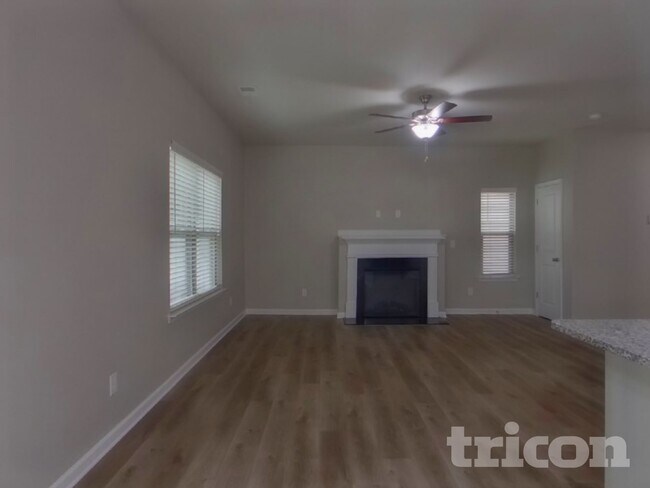 Foto del edificio - 119 Spring Knoll Dr