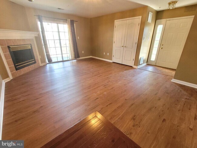 Building Photo - 8522 Side Saddle Ct