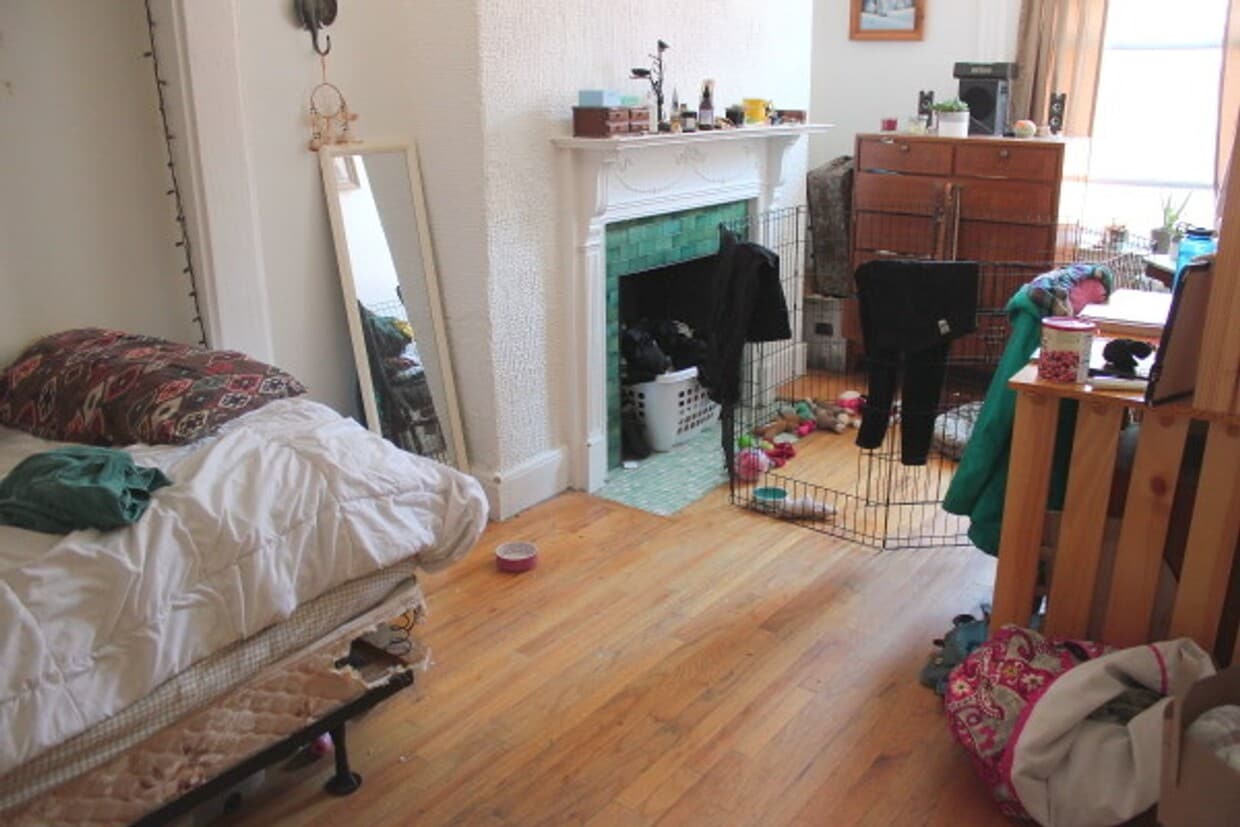 Spacious 5-Bedroom, 2-Bath Apartment – Heat & Hot Water Included! - Spacious 5-Bedroom, 2-Bath Apartment – Heat & Hot Water Included!