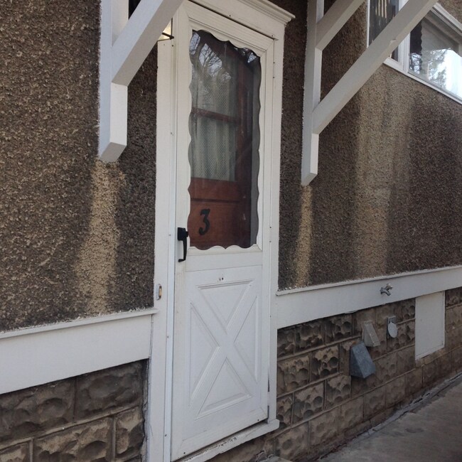 Foto del edificio - 15 11th Ave NW