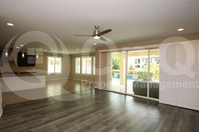Building Photo - 3210 S Waterfront Dr