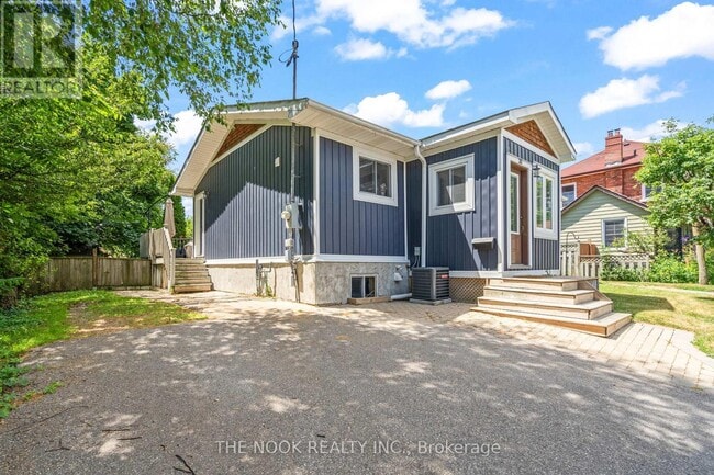 Building Photo - 30 Lambs Ln