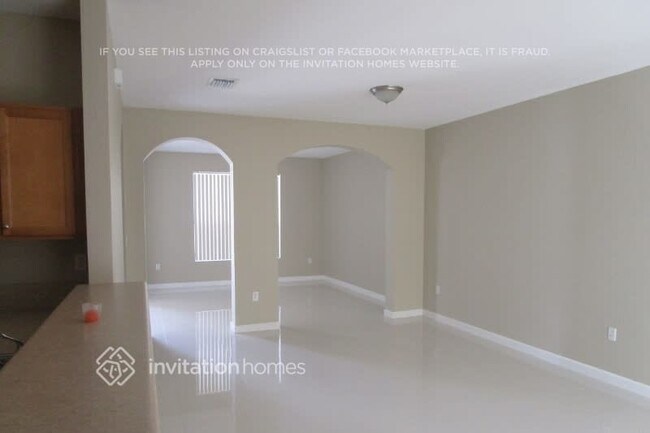 Building Photo - 16850 SW 95th St