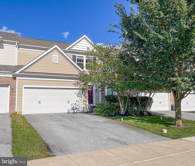 Building Photo - 221 Sills Ln