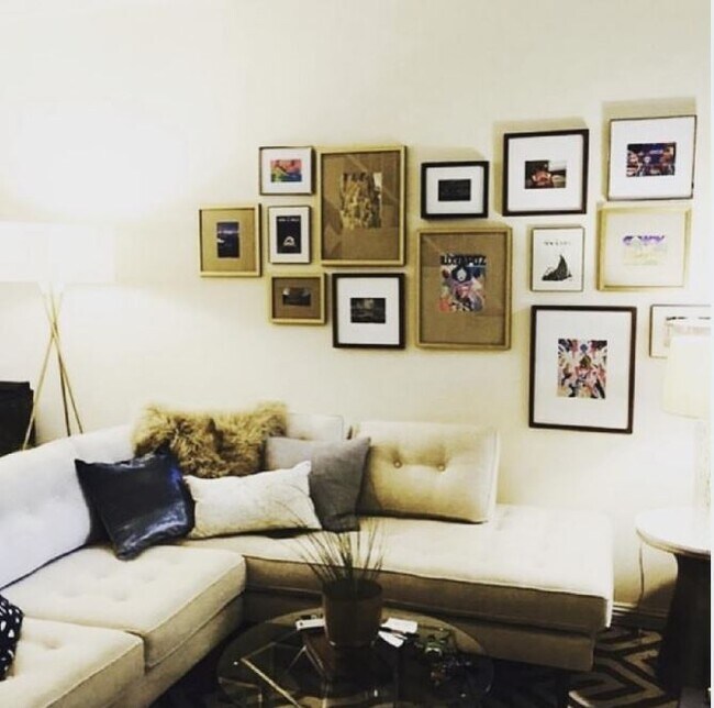 Foto del edificio - 13250 Moorpark St