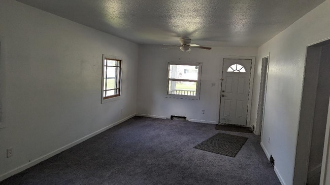 Building Photo - 2262 S Hamilton St