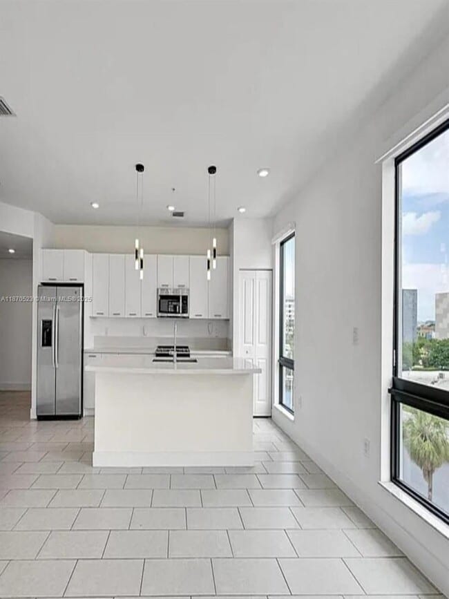 Foto del edificio - 8167 NW 41st St