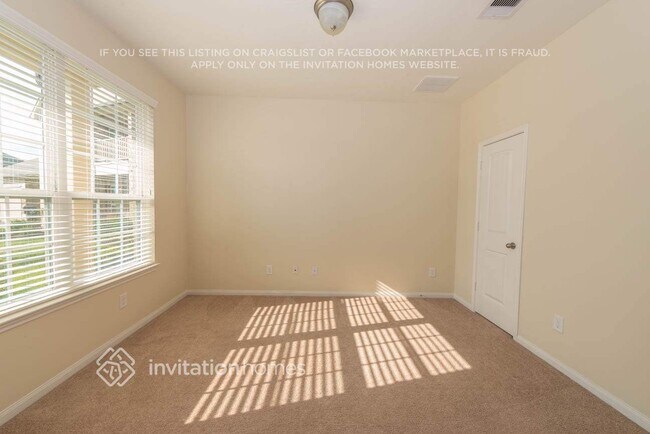 Building Photo - 3330 Orchid Trace Dr