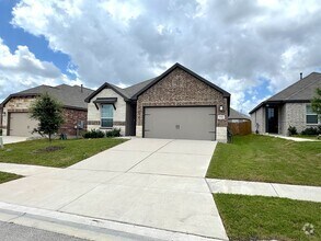 Building Photo - 9342 Crestway Rd