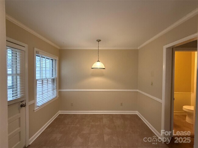 Foto del edificio - 3722 Park Rd