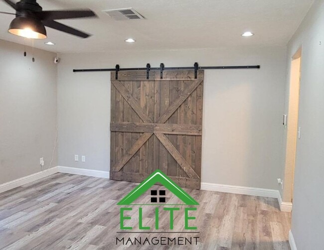 Building Photo - Beautiful 3-bedroom & 3 bathroom Home