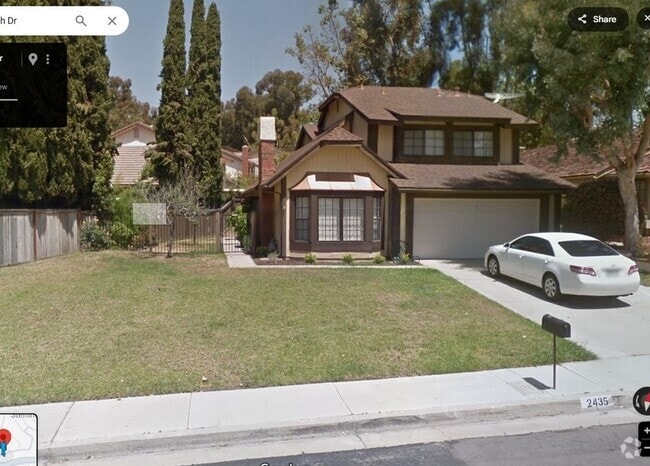 Building Photo - 2435 Greenwich Dr