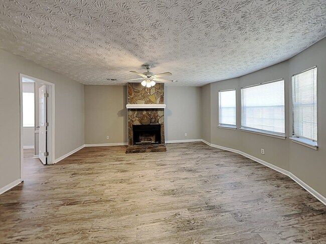 Building Photo - 230 Big Bear Ct
