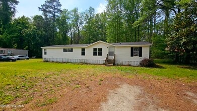 Building Photo - 110 Bratton Dr