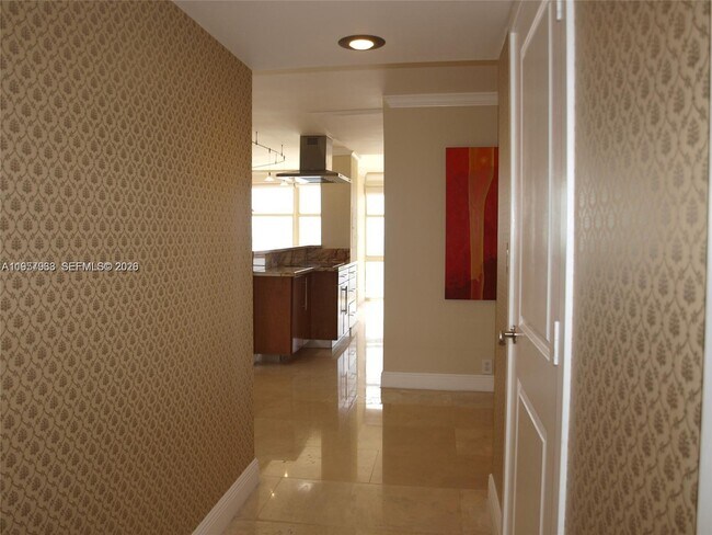 Foto del edificio - 1901 Brickell Ave