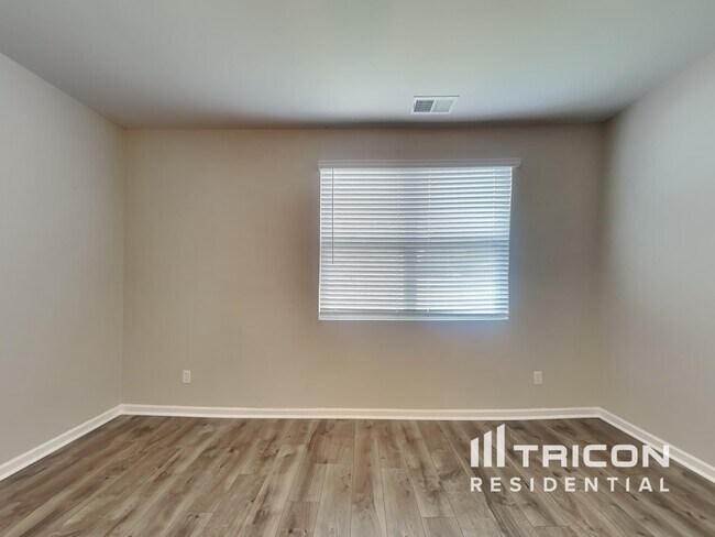 Foto del edificio - 4074 Beach Wy